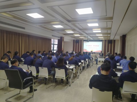 淮上區委副書記、區長徐琨蒞臨盛世新能源作專題黨課宣講